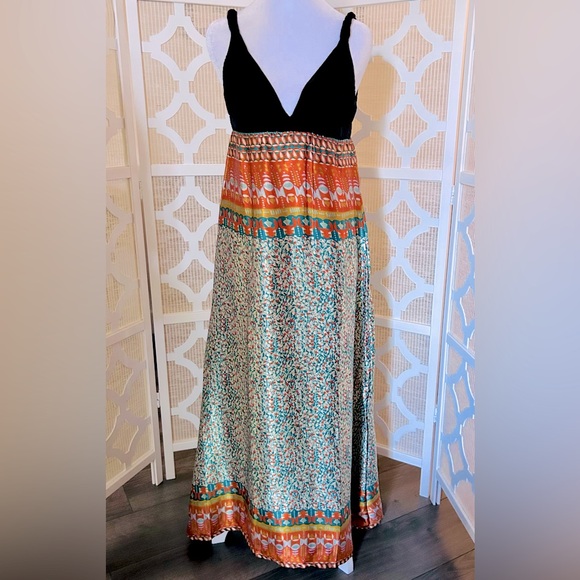 Bohemian Maxi Dress with Black Top Urban Nomad Small Medium Boho Floral Shiny - Picture 2 of 10